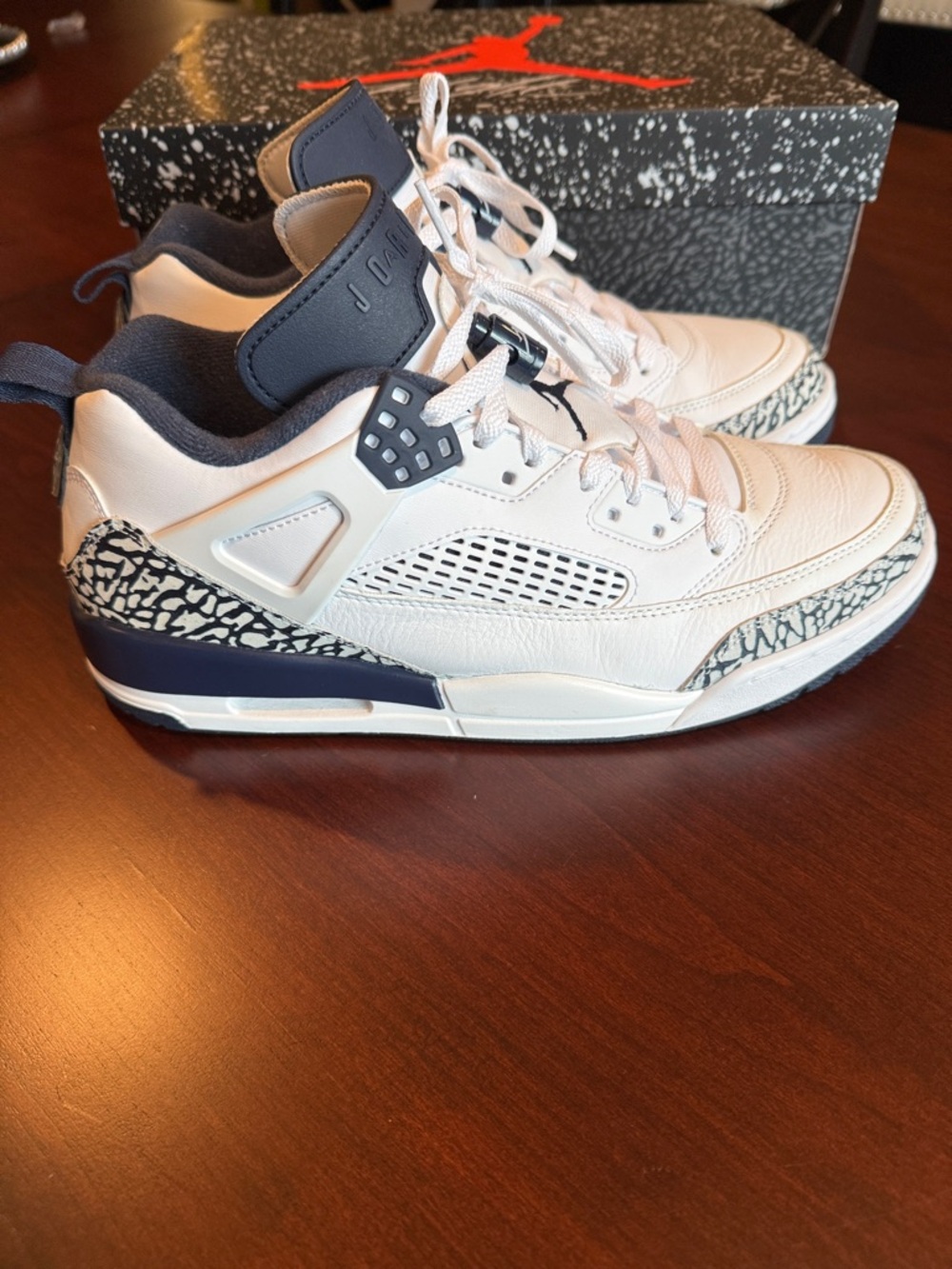 Jordan Spizike Low Blue and White Sneakers